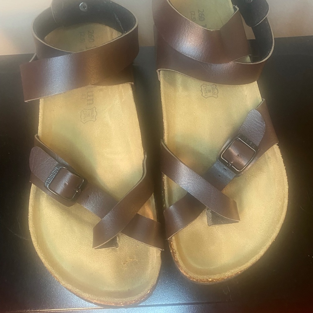 Maibulun Brown Sandals